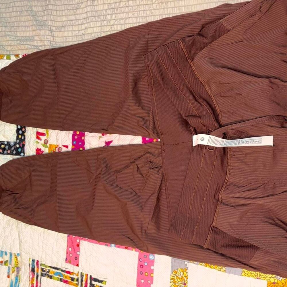 Lululemon Women's Brown Joggers-tracksuits